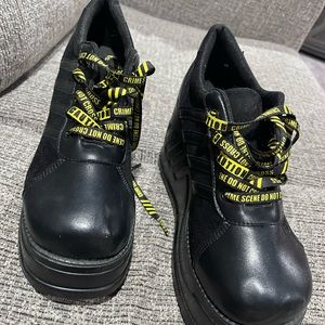 So cute platform sneakers!